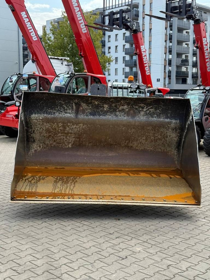 Manitou CBA 2500 LDR 2450mm 2,5m3 570554 - Kova - İş makinaları: fotoğraf 4 Manitou CBA 2500 LDR 2450mm 2,5m3 570554 - Kova - İş makinaları: fotoğraf 4