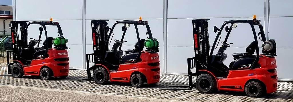 Manitou MI 18 G NEW TRIPLEX 4700mm - LPG forklift: fotoğraf 4 Manitou MI 18 G NEW TRIPLEX 4700mm - LPG forklift: fotoğraf 4