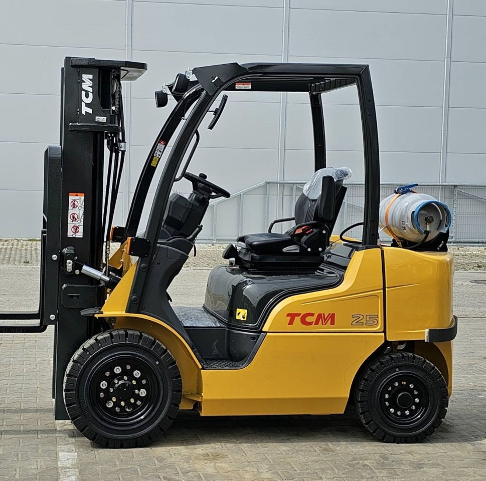 Yeni LPG forklift TCM FGE25-E2 UNUSED TRIPLEX 4700mm: fotoğraf 8