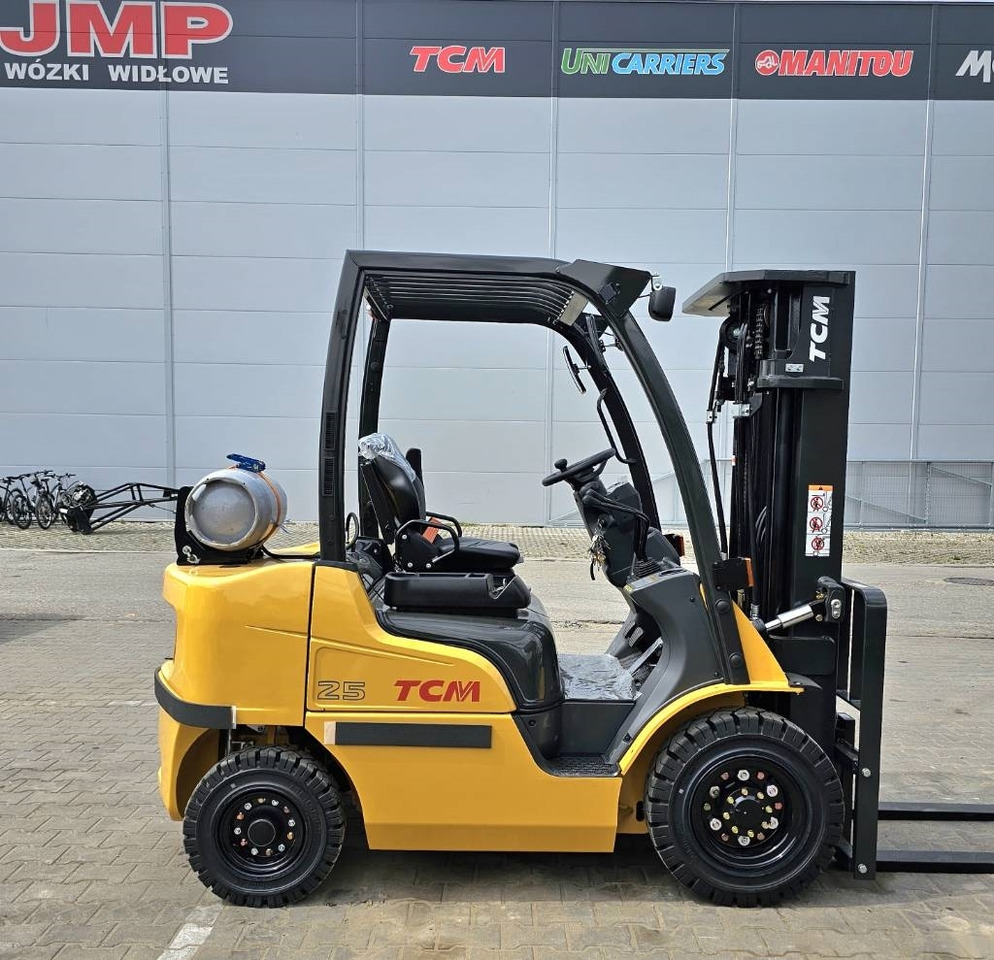 Yeni LPG forklift TCM FGE25-E2 UNUSED TRIPLEX 4700mm: fotoğraf 10