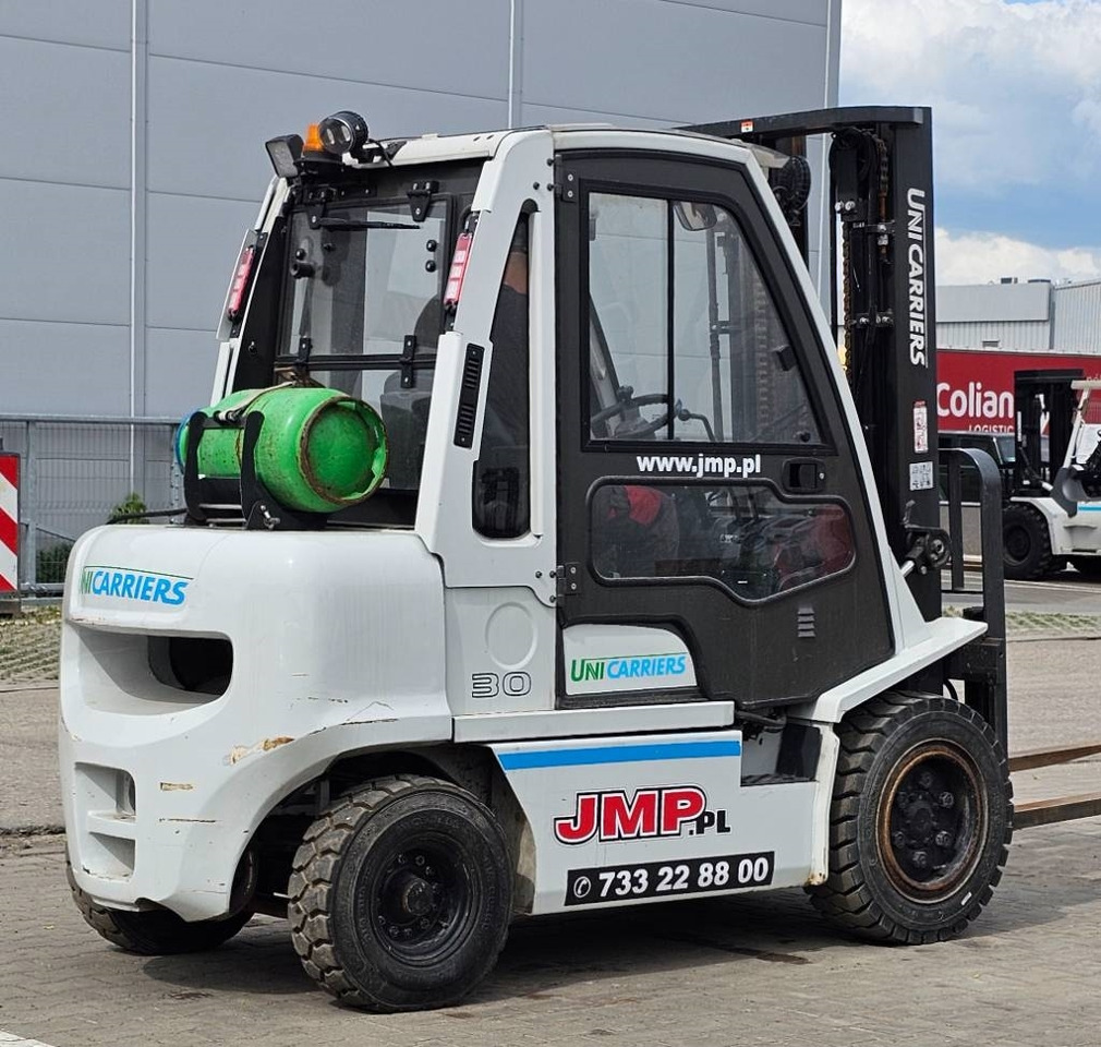 UniCarriers UG1D2A30LQ DX30 - LPG forklift: fotoğraf 5 UniCarriers UG1D2A30LQ DX30 - LPG forklift: fotoğraf 5