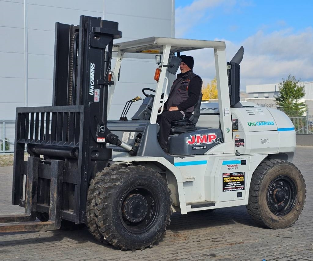UniCarriers ZX80 FD80-3 DUPLEX 3m - Dizel forklift: fotoğraf 4 UniCarriers ZX80 FD80-3 DUPLEX 3m - Dizel forklift: fotoğraf 4