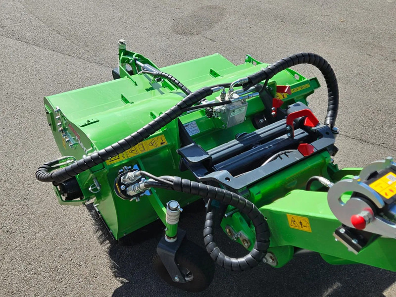 Avant 1100 Borstel met opvangbak - Ataşman - Tarım araçları: fotoğraf 5 Avant 1100 Borstel met opvangbak - Ataşman - Tarım araçları: fotoğraf 5