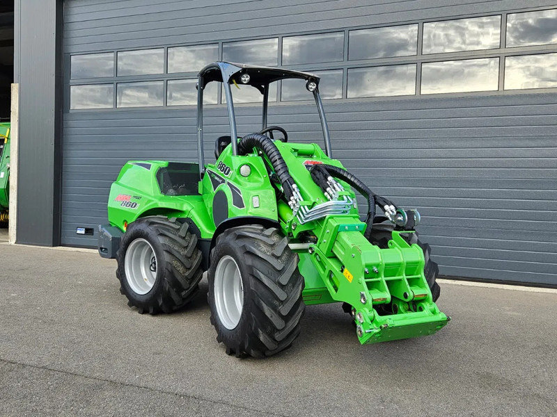 Avant 860i TDL mini-shovel - Kompakt paletli yükleyici: fotoğraf 1 Avant 860i TDL mini-shovel - Kompakt paletli yükleyici: fotoğraf 1