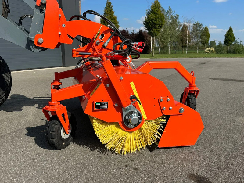Holaras H-150 Veegmachine - Yer süpürme makinası: fotoğraf 5 Holaras H-150 Veegmachine - Yer süpürme makinası: fotoğraf 5