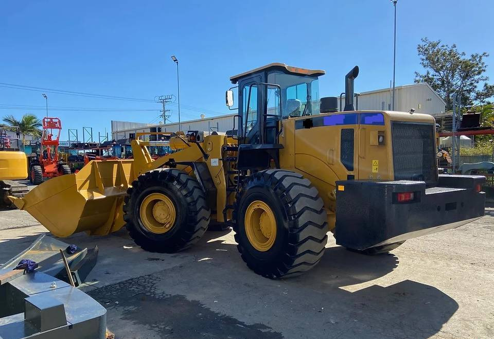 NEW CAT Caterpillar 7 TON Loader Warranty up to 10 YEARS НОВА Копарка CAT Caterpillar 7 ТОН Гарантія до 10 РОКІВ NOWA Ładowarka CAT Caterpillar 7 TON Gwarancja do 10 LAT - Tekerlekli yükleyici: fotoğraf 4 NEW CAT Caterpillar 7 TON Loader Warranty up to 10 YEARS НОВА Копарка CAT Caterpillar 7 ТОН Гарантія до 10 РОКІВ NOWA Ładowarka CAT Caterpillar 7 TON Gwarancja do 10 LAT - Tekerlekli yükleyici: fotoğraf 4