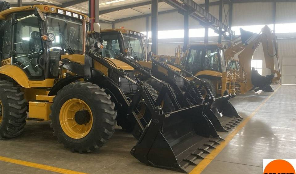NEW MAXUS 4CX Backhoe Loader Warranty up to 10 YEARS НОВА Копарко-Навантажувач MAXUS 4CX Гарантія до 10 РОКІВ NOWA Koparko Ładowarka MAXUS 4CX Gwarancja do 10 LAT - Iş makinesi: fotoğraf 3 NEW MAXUS 4CX Backhoe Loader Warranty up to 10 YEARS НОВА Копарко-Навантажувач MAXUS 4CX Гарантія до 10 РОКІВ NOWA Koparko Ładowarka MAXUS 4CX Gwarancja do 10 LAT - Iş makinesi: fotoğraf 3
