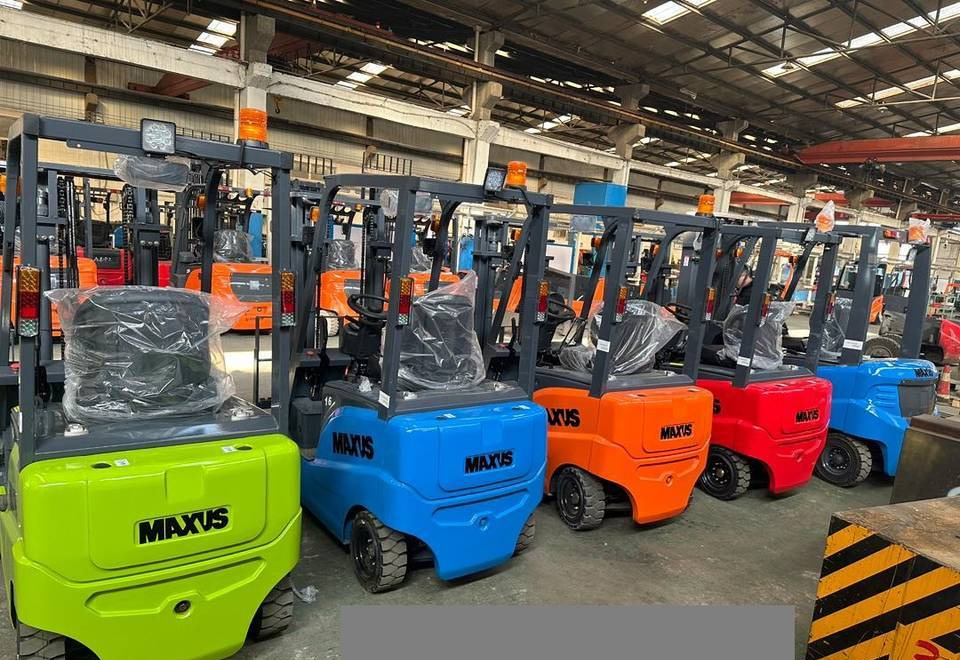 NEW MAXUS 50 HP 4x4 Tractor Warranty | НОВИЙ MAXUS 50 К.с. 4x4 Трактор Гарантія - Traktör: fotoğraf 5 NEW MAXUS 50 HP 4x4 Tractor Warranty | НОВИЙ MAXUS 50 К.с. 4x4 Трактор Гарантія - Traktör: fotoğraf 5
