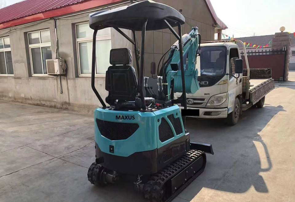 NEW MAXUS Kubota Excavator Euro 5 Warranty up to 10 YEARS НОВА копарка MAXUS Kubota Euro 5 Гарантія до 10 РОКІВ NOWA koparka MAXUS Kubota Euro 5 Gwarancja do 10 LAT - Mini ekskavatör: fotoğraf 4 NEW MAXUS Kubota Excavator Euro 5 Warranty up to 10 YEARS НОВА копарка MAXUS Kubota Euro 5 Гарантія до 10 РОКІВ NOWA koparka MAXUS Kubota Euro 5 Gwarancja do 10 LAT - Mini ekskavatör: fotoğraf 4