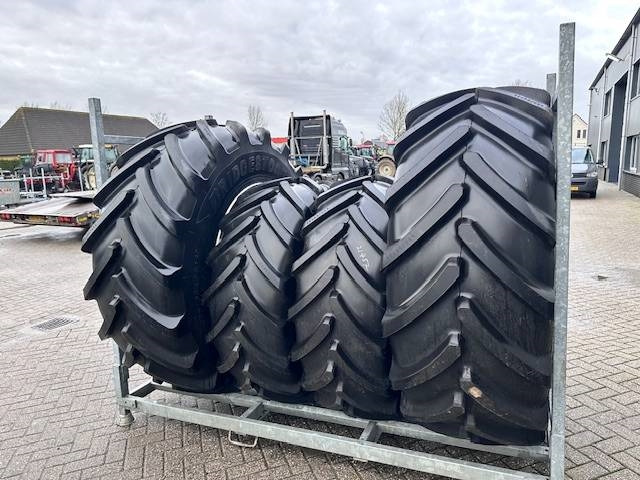 Bridgestone 650/65 R38 + 540/65 R28 VF - Lastikler ve jantlar - Tarım araçları: fotoğraf 1 Bridgestone 650/65 R38 + 540/65 R28 VF - Lastikler ve jantlar - Tarım araçları: fotoğraf 1