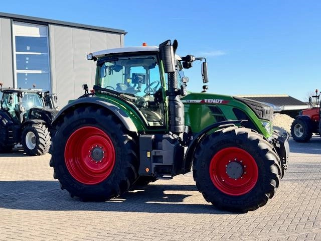 Fendt 724 Gen6 Profi Plus, 1045 uur! - Traktör: fotoğraf 4 Fendt 724 Gen6 Profi Plus, 1045 uur! - Traktör: fotoğraf 4