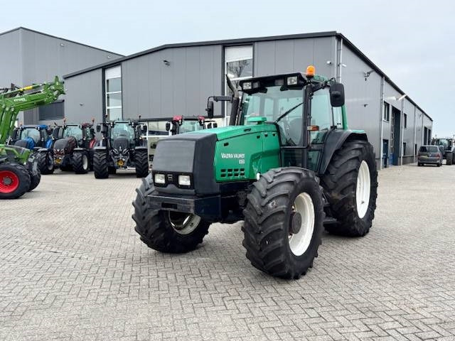 Valtra 8350 Hitech - Traktör: fotoğraf 4 Valtra 8350 Hitech - Traktör: fotoğraf 4