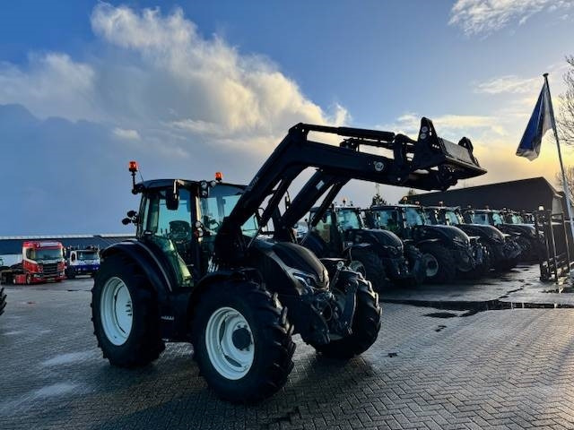 Valtra G115 hitech, 1625 uur, G4 voorlader! - Traktör: fotoğraf 5 Valtra G115 hitech, 1625 uur, G4 voorlader! - Traktör: fotoğraf 5