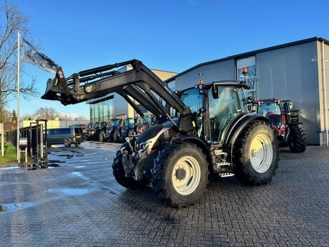 Valtra G115 hitech, 1625 uur, G4 voorlader! - Traktör: fotoğraf 1 Valtra G115 hitech, 1625 uur, G4 voorlader! - Traktör: fotoğraf 1