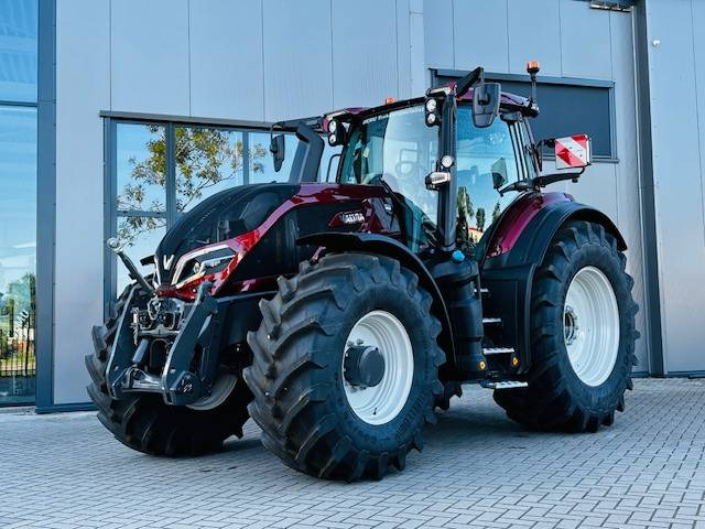 Valtra Q305 DEMO Super Compleet! - Traktör: fotoğraf 1 Valtra Q305 DEMO Super Compleet! - Traktör: fotoğraf 1