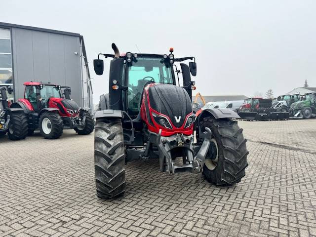 Traktör Valtra T144 Hitech: fotoğraf 11