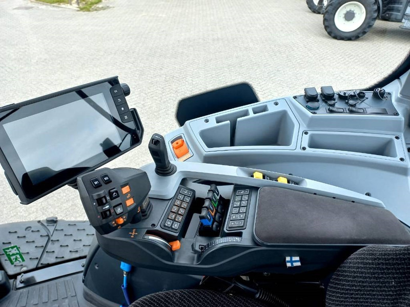 Traktör Valtra T174 Direct Smart Touch, 2021, 450 hours!: fotoğraf 14