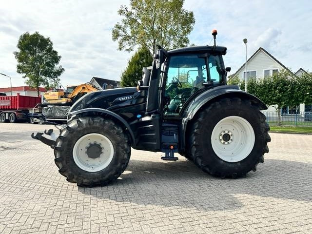 Valtra T235 Direct Smart Touch TWINTRAC! 745 HOURS - Traktör: fotoğraf 1 Valtra T235 Direct Smart Touch TWINTRAC! 745 HOURS - Traktör: fotoğraf 1