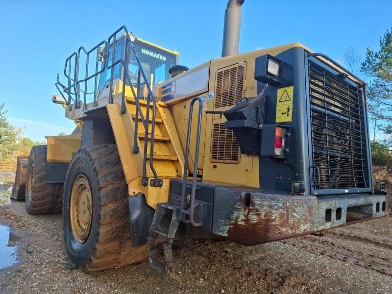 Komatsu WA600-6 - Tekerlekli yükleyici: fotoğraf 5 Komatsu WA600-6 - Tekerlekli yükleyici: fotoğraf 5