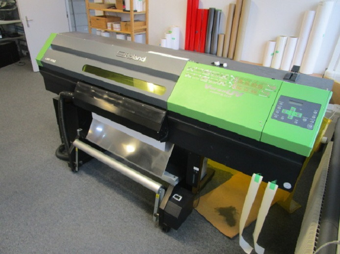 DRUCK- UND SCHNEID-MASCHINE ROLAND LEC-330 - Baskı makinesi: fotoğraf 3 DRUCK- UND SCHNEID-MASCHINE ROLAND LEC-330 - Baskı makinesi: fotoğraf 3