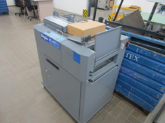 FINISHER FÜR DIGITALEN FARBDRUCK DUPLO DC-615 PRO (nur schneiden) - Baskı makinesi: fotoğraf 3 FINISHER FÜR DIGITALEN FARBDRUCK DUPLO DC-615 PRO (nur schneiden) - Baskı makinesi: fotoğraf 3