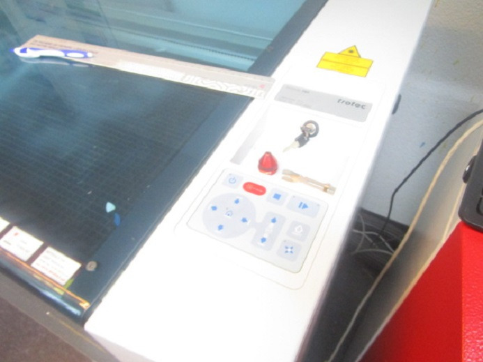 LASER CUTTER TROTEC SPEEDY 360 (Gravieren, Schneiden) - Kağıt kesme makinesi: fotoğraf 4 LASER CUTTER TROTEC SPEEDY 360 (Gravieren, Schneiden) - Kağıt kesme makinesi: fotoğraf 4