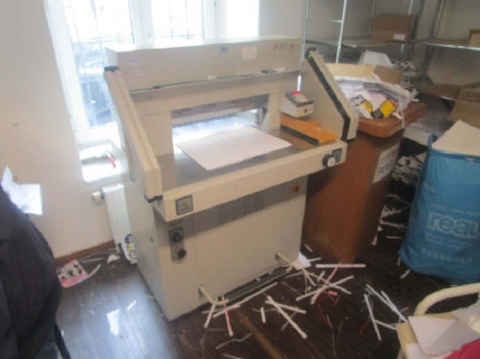STAPELSCHNEIDER EBA 551 LT - Kağıt kesme makinesi: fotoğraf 2 STAPELSCHNEIDER EBA 551 LT - Kağıt kesme makinesi: fotoğraf 2