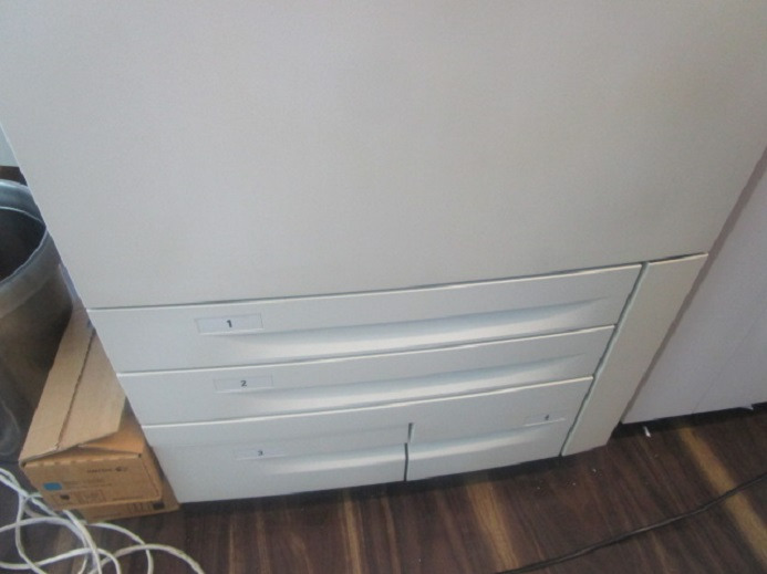 XEROX DC250 (Drucken, Kopieren, Scannen) mit Broschürenfinischer - Baskı makinesi: fotoğraf 5 XEROX DC250 (Drucken, Kopieren, Scannen) mit Broschürenfinischer - Baskı makinesi: fotoğraf 5