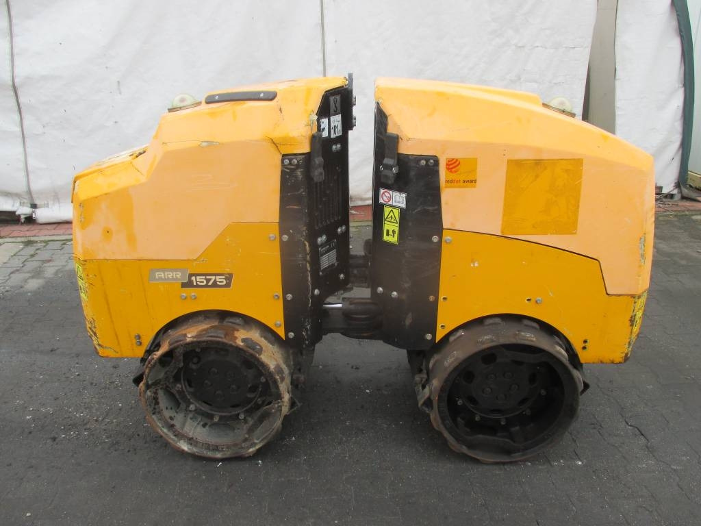 Ammann ARR 1575 - Yol silindiri: fotoğraf 1 Ammann ARR 1575 - Yol silindiri: fotoğraf 1
