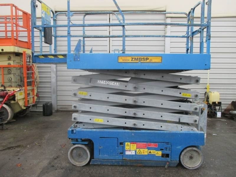 Genie GS 3246 - Makasli platform: fotoğraf 1 Genie GS 3246 - Makasli platform: fotoğraf 1