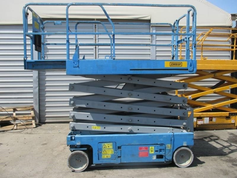 Genie GS 3246 - Makasli platform: fotoğraf 1 Genie GS 3246 - Makasli platform: fotoğraf 1