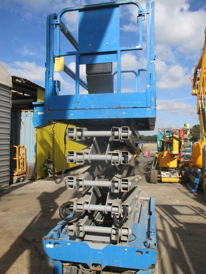 Genie GS 4047 - Makasli platform: fotoğraf 3 Genie GS 4047 - Makasli platform: fotoğraf 3