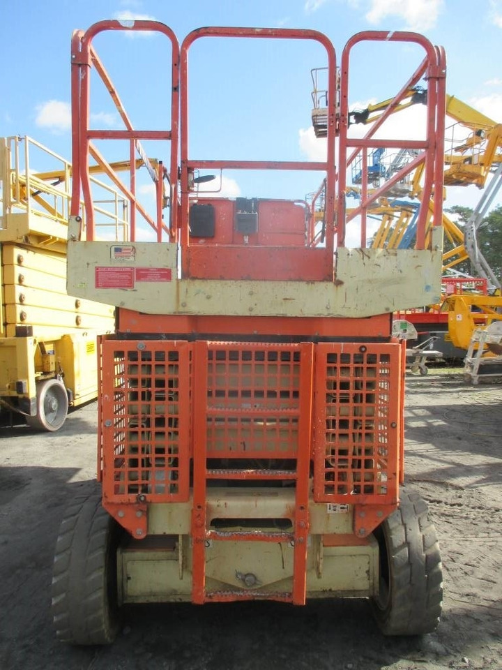 JLG 4069 LE - Makasli platform: fotoğraf 4 JLG 4069 LE - Makasli platform: fotoğraf 4