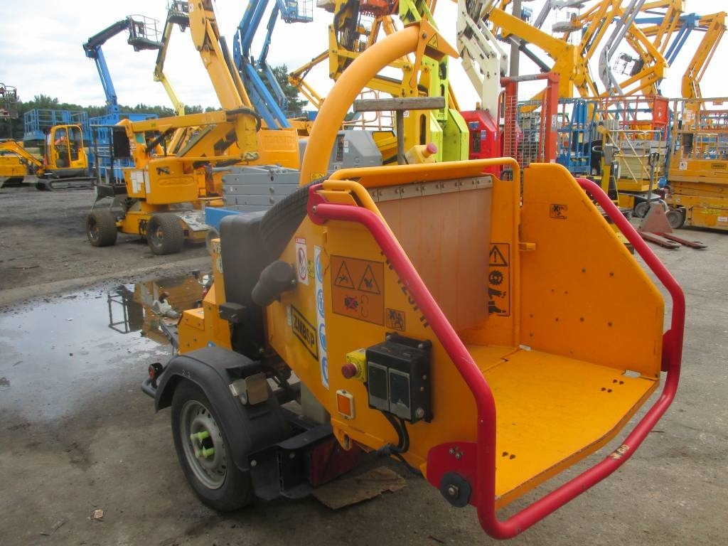 Timberwolf TW125PH - Ağaç parçalama makinesi: fotoğraf 4 Timberwolf TW125PH - Ağaç parçalama makinesi: fotoğraf 4