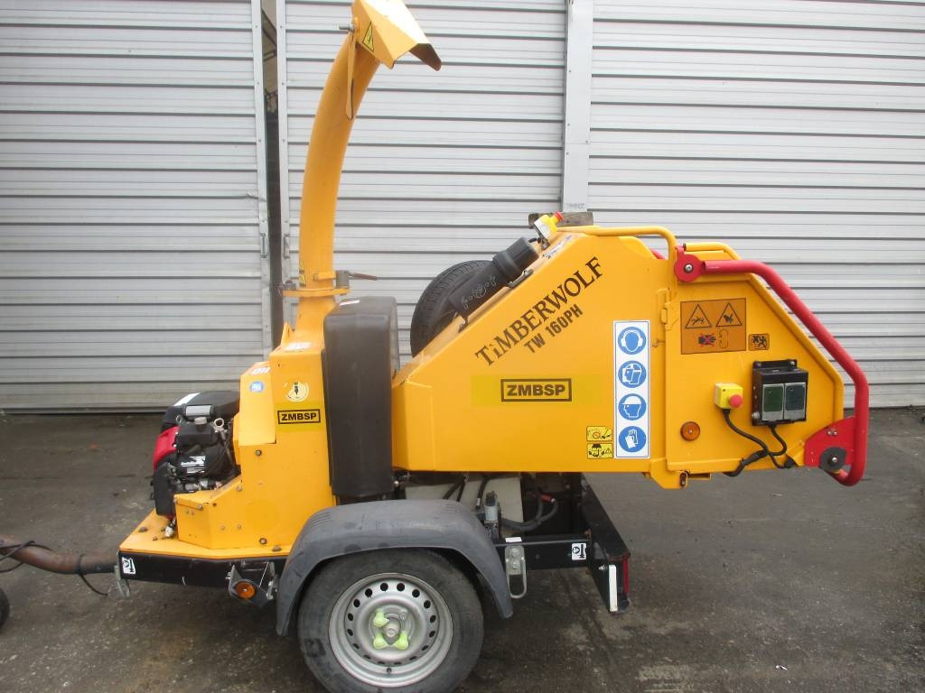 Timberwolf TW160PH - Ağaç parçalama makinesi: fotoğraf 1 Timberwolf TW160PH - Ağaç parçalama makinesi: fotoğraf 1