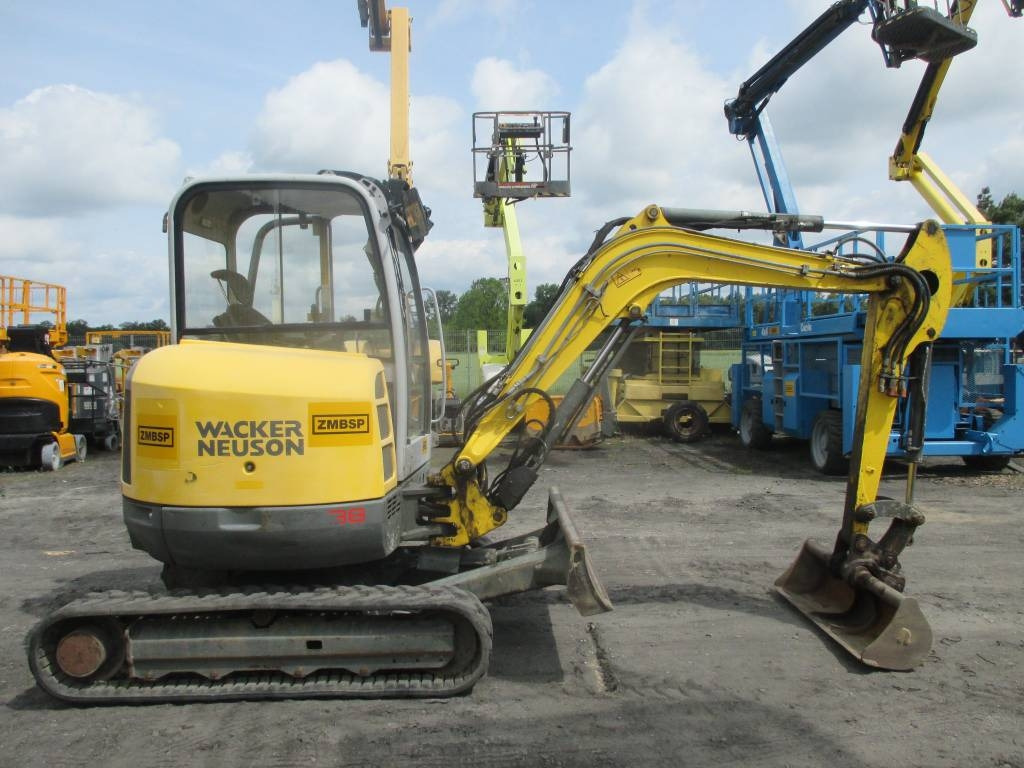 Wacker Neuson EZ 38 - Paletli ekskavatör: fotoğraf 1 Wacker Neuson EZ 38 - Paletli ekskavatör: fotoğraf 1