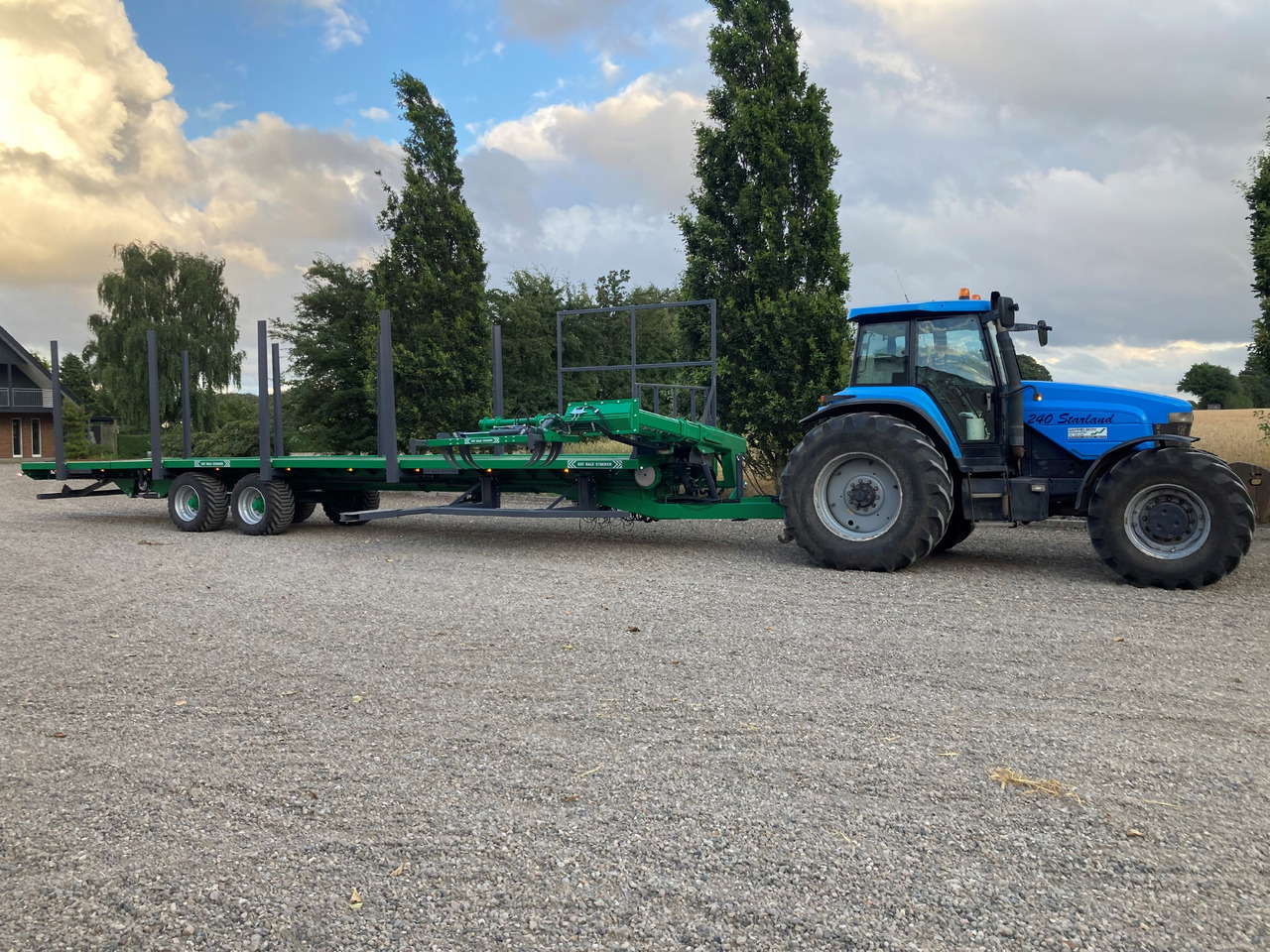 GST BALE STACKER  - Silaj römorku: fotoğraf 3 GST BALE STACKER  - Silaj römorku: fotoğraf 3