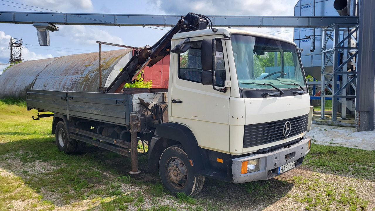 MERCEDES-BENZ 814 HIAB 071 - Vinçli kamyon: fotoğraf 2 MERCEDES-BENZ 814 HIAB 071 - Vinçli kamyon: fotoğraf 2