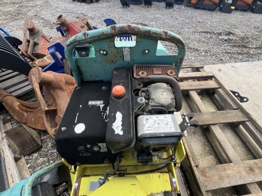 Ammann ARW65 - Mini asfalt silindiri: fotoğraf 4 Ammann ARW65 - Mini asfalt silindiri: fotoğraf 4