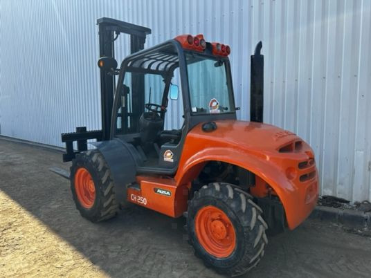 Ausa C250HX4 5m40 Triplex - Forklift: fotoğraf 4 Ausa C250HX4 5m40 Triplex - Forklift: fotoğraf 4