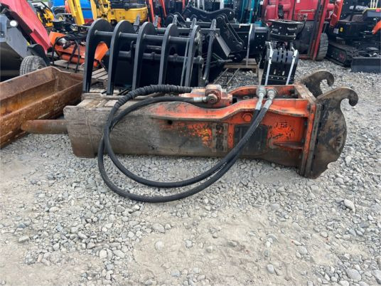 BRH NPK GH9 - Hidrolik kırıcı: fotoğraf 2 BRH NPK GH9 - Hidrolik kırıcı: fotoğraf 2