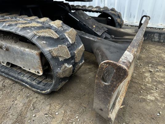 Mini ekskavatör Kubota KX61-3 Canopy: fotoğraf 10