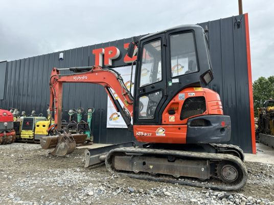 Kubota U35-3A3 Cabine - Mini ekskavatör: fotoğraf 4 Kubota U35-3A3 Cabine - Mini ekskavatör: fotoğraf 4