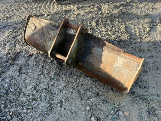 Godet de curage jcb - axe 45 mm - Ekskavatör kovası: fotoğraf 5 Godet de curage jcb - axe 45 mm - Ekskavatör kovası: fotoğraf 5