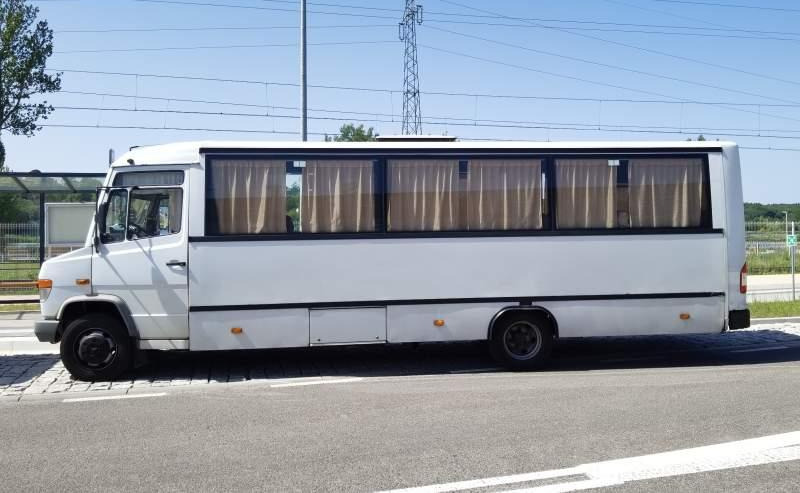 Mercedes-Benz Vario 814D 38+15 - Şehirlerarası otobüs: fotoğraf 3 Mercedes-Benz Vario 814D 38+15 - Şehirlerarası otobüs: fotoğraf 3