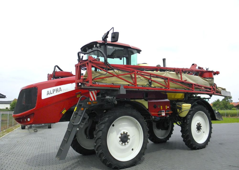 Ilaçlama makinesi Hardi ALPHA 4100 EVO 2013 Rok, 30 metrow,40 km/h,GPS, Nie Malowany, Stan Bardzo Dobry: fotoğraf 16