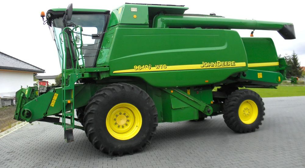 John Deere WTS 9640i 2006 Rok , Nowsza Wersja, heder,6,7m, Greenstar, Nie Malowany, Stan Bardzo Dobry - Biçerdöver: fotoğraf 1 John Deere WTS 9640i 2006 Rok , Nowsza Wersja, heder,6,7m, Greenstar, Nie Malowany, Stan Bardzo Dobry - Biçerdöver: fotoğraf 1