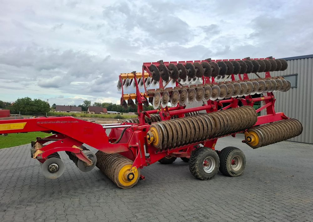 Väderstad Carrier 1225 XL 2011 rok , 12 metrów , Stan Bardzo Dobry - Toprak işleme makinesi: fotoğraf 5 Väderstad Carrier 1225 XL 2011 rok , 12 metrów , Stan Bardzo Dobry - Toprak işleme makinesi: fotoğraf 5