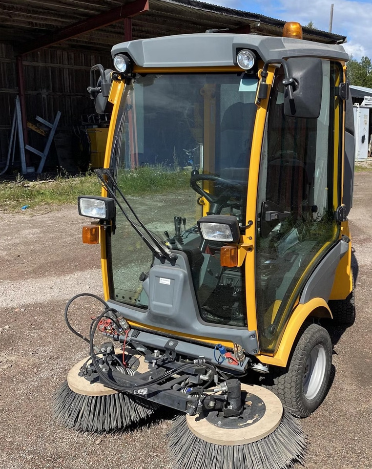 Belos Transpro 3440 - Yol süpürme aracı: fotoğraf 2 Belos Transpro 3440 - Yol süpürme aracı: fotoğraf 2
