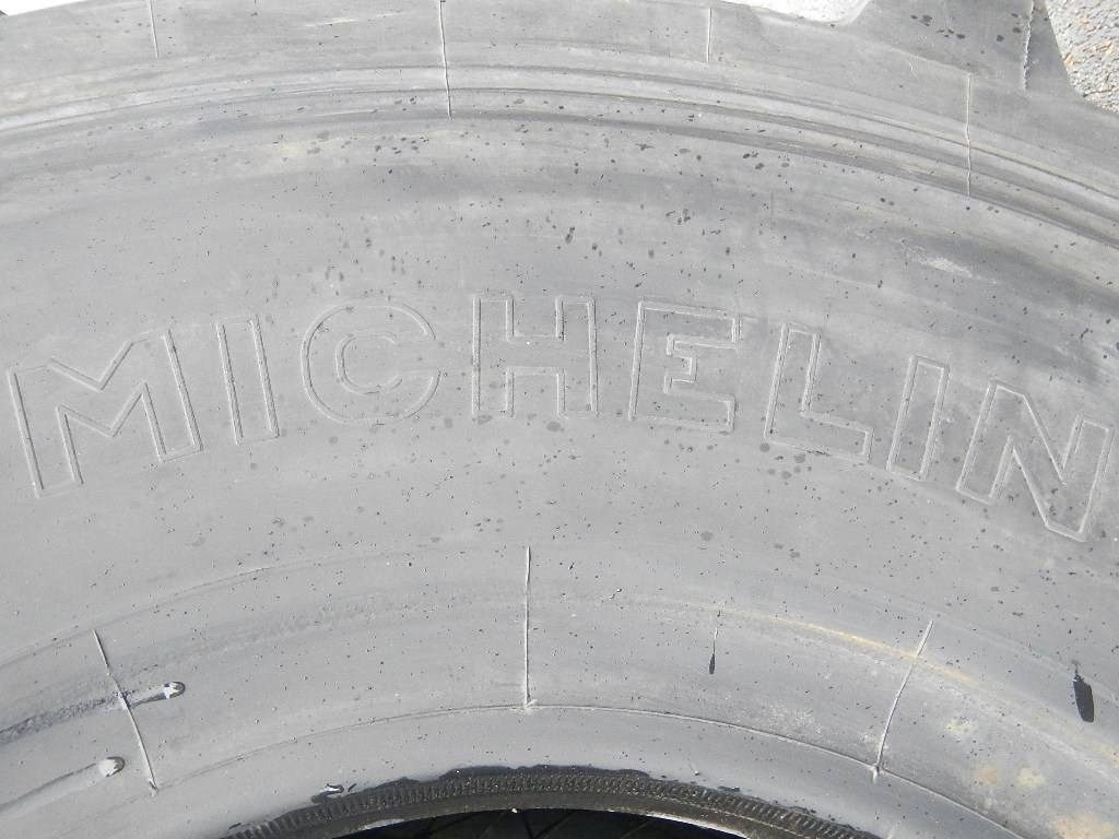 Michelin 23.5R25 XL B - USED AA - Lastik - İş makinaları: fotoğraf 3 Michelin 23.5R25 XL B - USED AA - Lastik - İş makinaları: fotoğraf 3